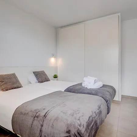 Frontline Ocean View Cristianos Apartment *